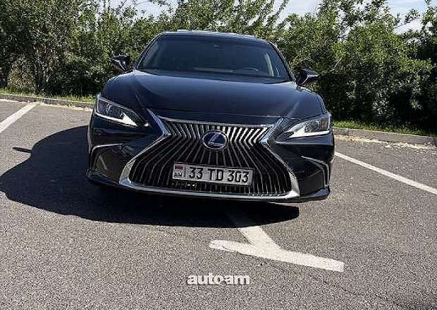 Lexus ES 300