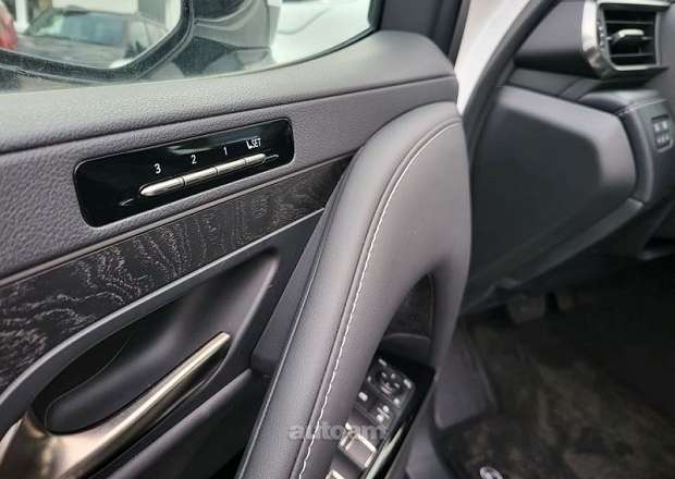 Lexus LX 500d