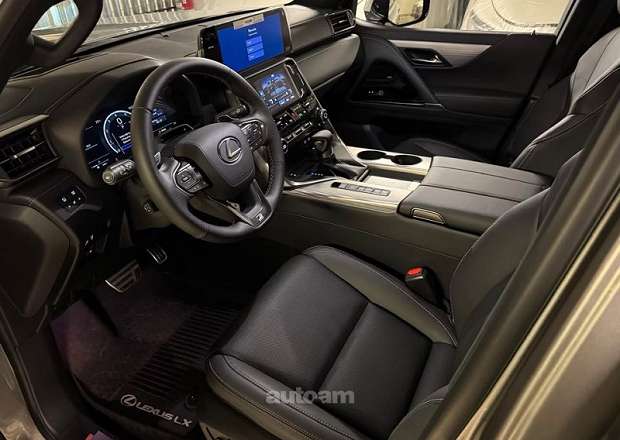 Lexus LX 600
