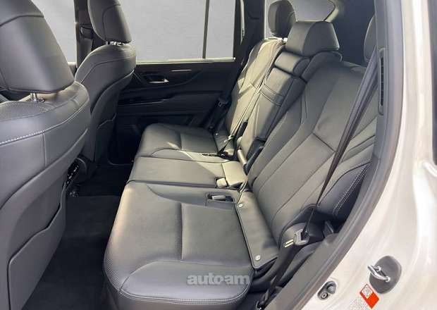 Lexus LX 500d