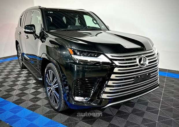 Lexus LX 600