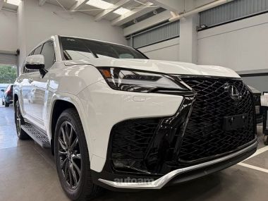 Lexus LX 700  2026 