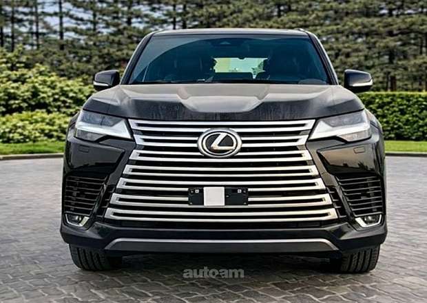 Lexus LX 700