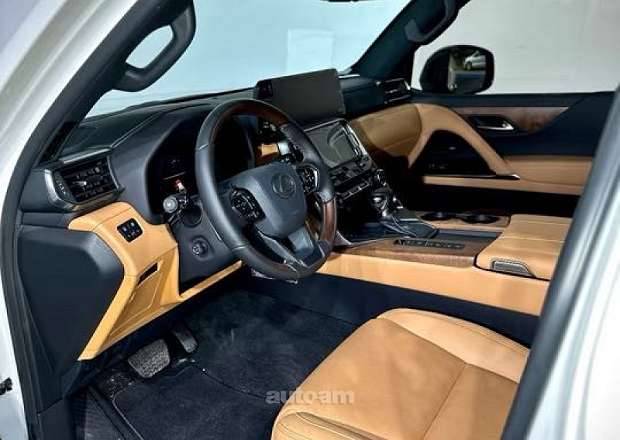 Lexus LX 600