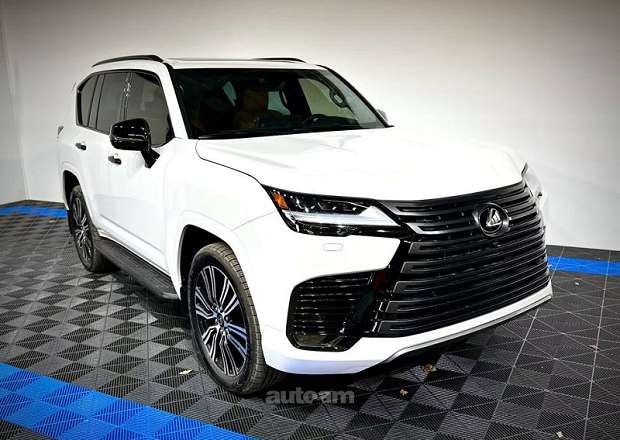 Lexus LX 600