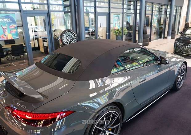 Mercedes-Benz SL 63 AMG