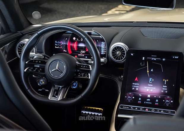 Mercedes-Benz SL 63 AMG