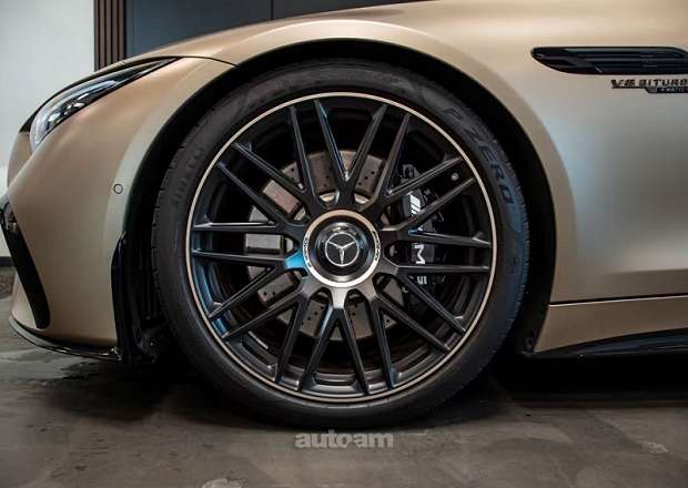 Mercedes-Benz SL 63 AMG