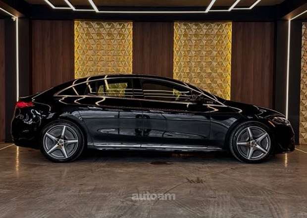 Mercedes-Benz EQE