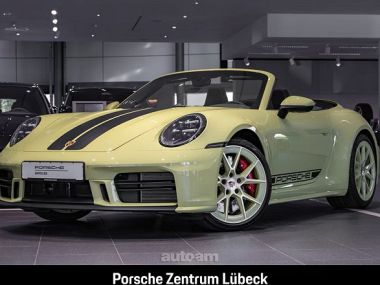 Porsche 911  2025 