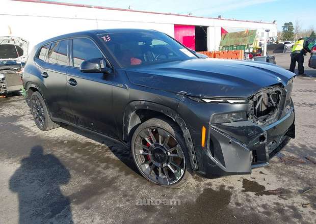 BMW XM
