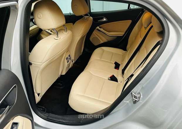 Mercedes-Benz GLA 250