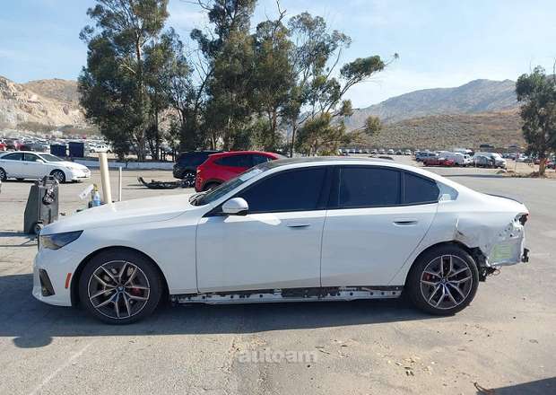 BMW i5