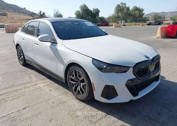 BMW i5