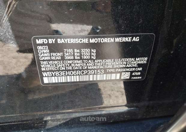 BMW i7