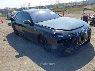 BMW i7  2024 