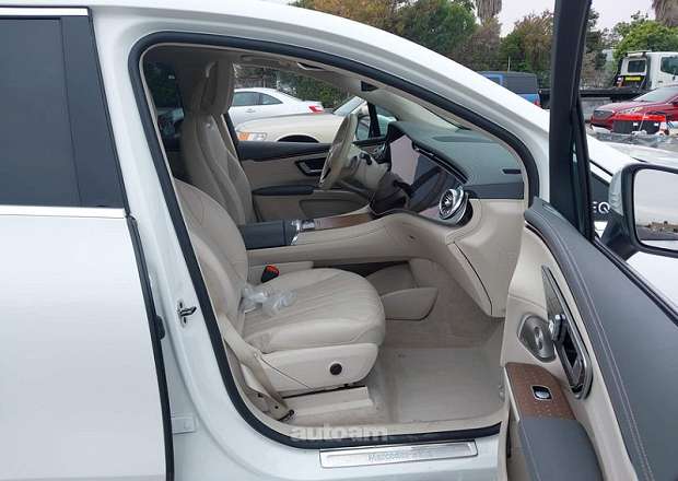Mercedes-Benz EQS