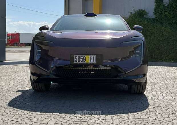 Avatr 07