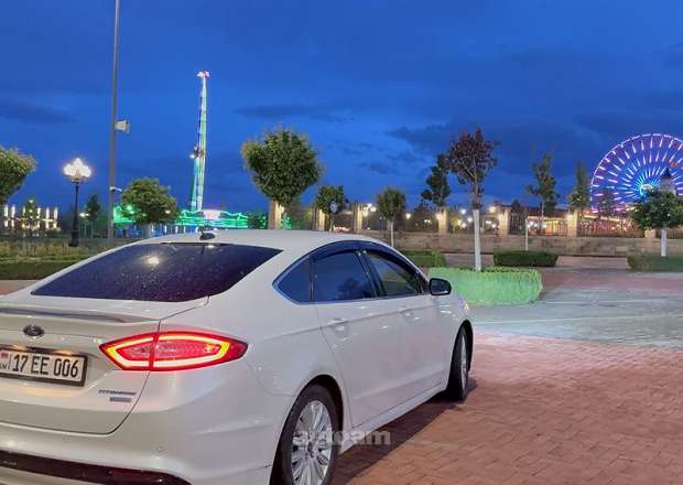 Ford Fusion