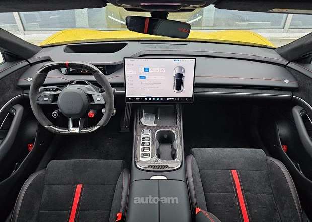Xiaomi SU7