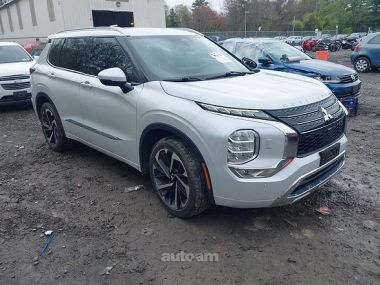 Mitsubishi Outlander  2022 