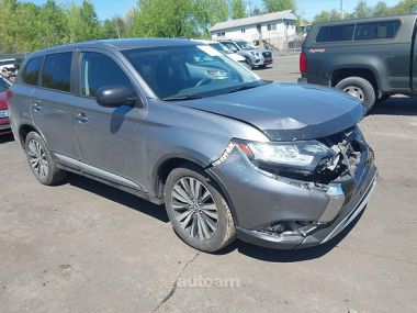 Mitsubishi Outlander  2020 