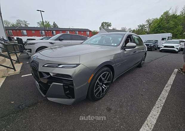 BMW 750