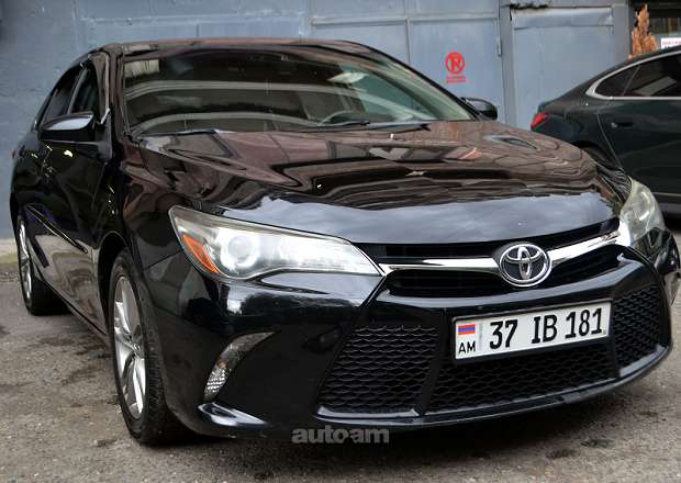 Toyota Camry 2015 — լուսանկար 1