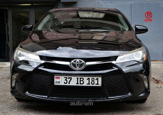 Toyota Camry 2015 — լուսանկար 2