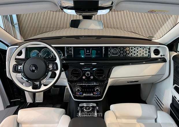 Rolls Royce Phantom
