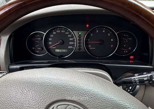 Toyota Land Cruiser 100