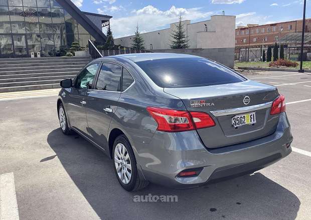 Nissan Sentra