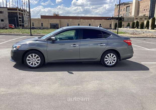 Nissan Sentra