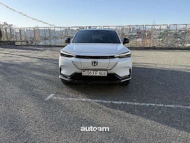 Honda e:NS1  2022 