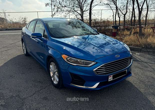 Ford Fusion 2019 — լուսանկար 2