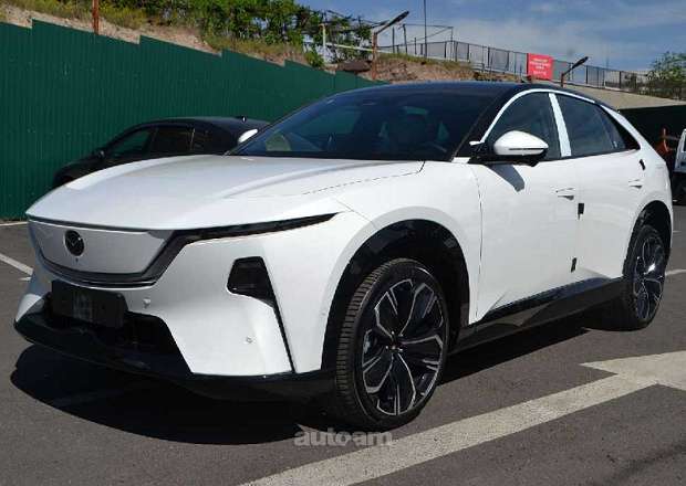 Mazda EZ-60 2025 — լուսանկար 3