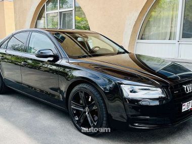 Audi A8  2016 