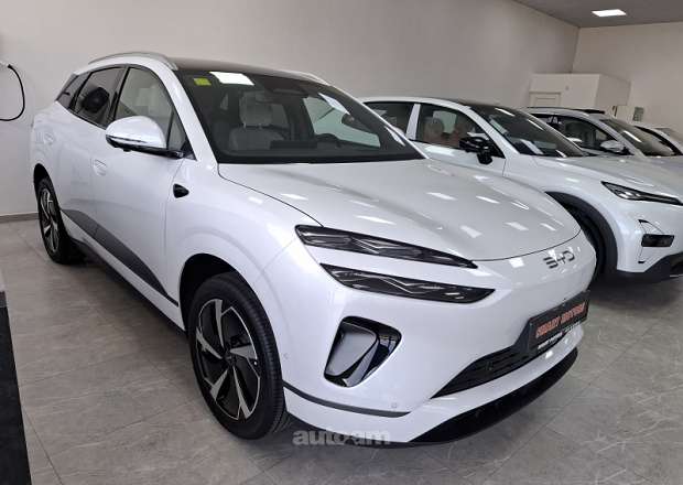 BYD SEA Lion 06