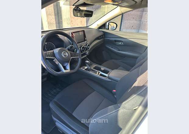 Nissan Sentra