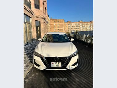 Nissan Sentra  2020 