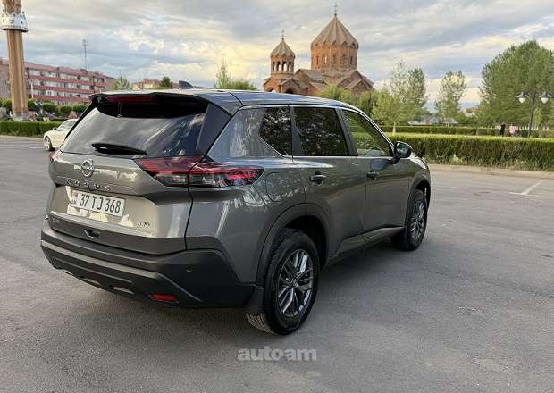 Nissan Rogue