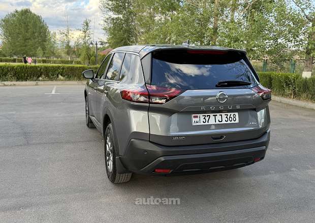 Nissan Rogue