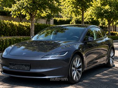 Tesla Model 3  2024 