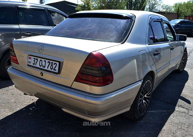 Mercedes-Benz C 180 1998 — լուսանկար 12
