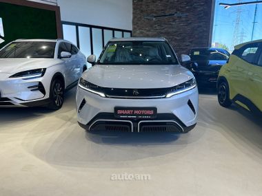 BYD Yuan Up  2025 
