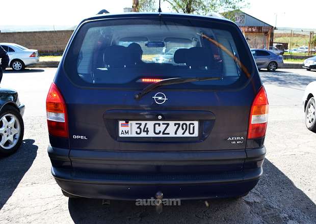 Opel Zafira 2000 — լուսանկար 13