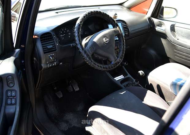 Opel Zafira 2000 — լուսանկար 9