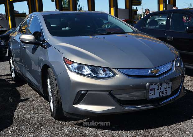 Chevrolet Volt 2017 — фото 1