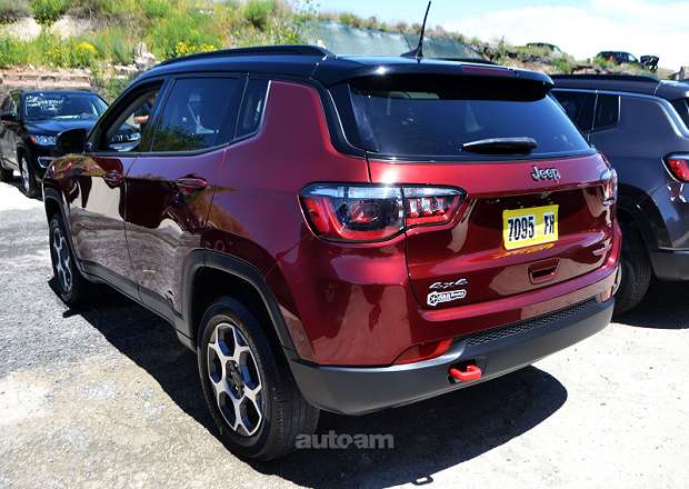 Jeep Compass 2022 — լուսանկար 15