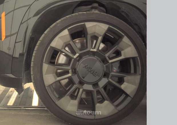 BMW XM